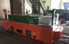 貴州和中國礦大合作定制款鋰電池?zé)o人駕駛機車實驗發(fā)貨