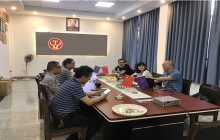 貴州中南大學(xué)陽(yáng)教授一行來(lái)廠考察，合作研發(fā)無(wú)人電機(jī)車