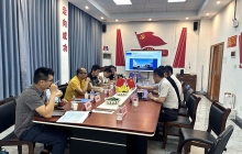 貴州客戶蒞臨礦用湘潭電機車廠家參觀考察