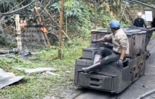 貴州5噸防爆湘潭電機(jī)車(chē)國(guó)外運(yùn)行視頻