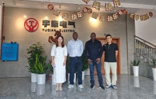 海外煤礦客戶到訪湘潭礦用電機(jī)車廠家